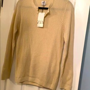 Zara cream 3 button sweater
